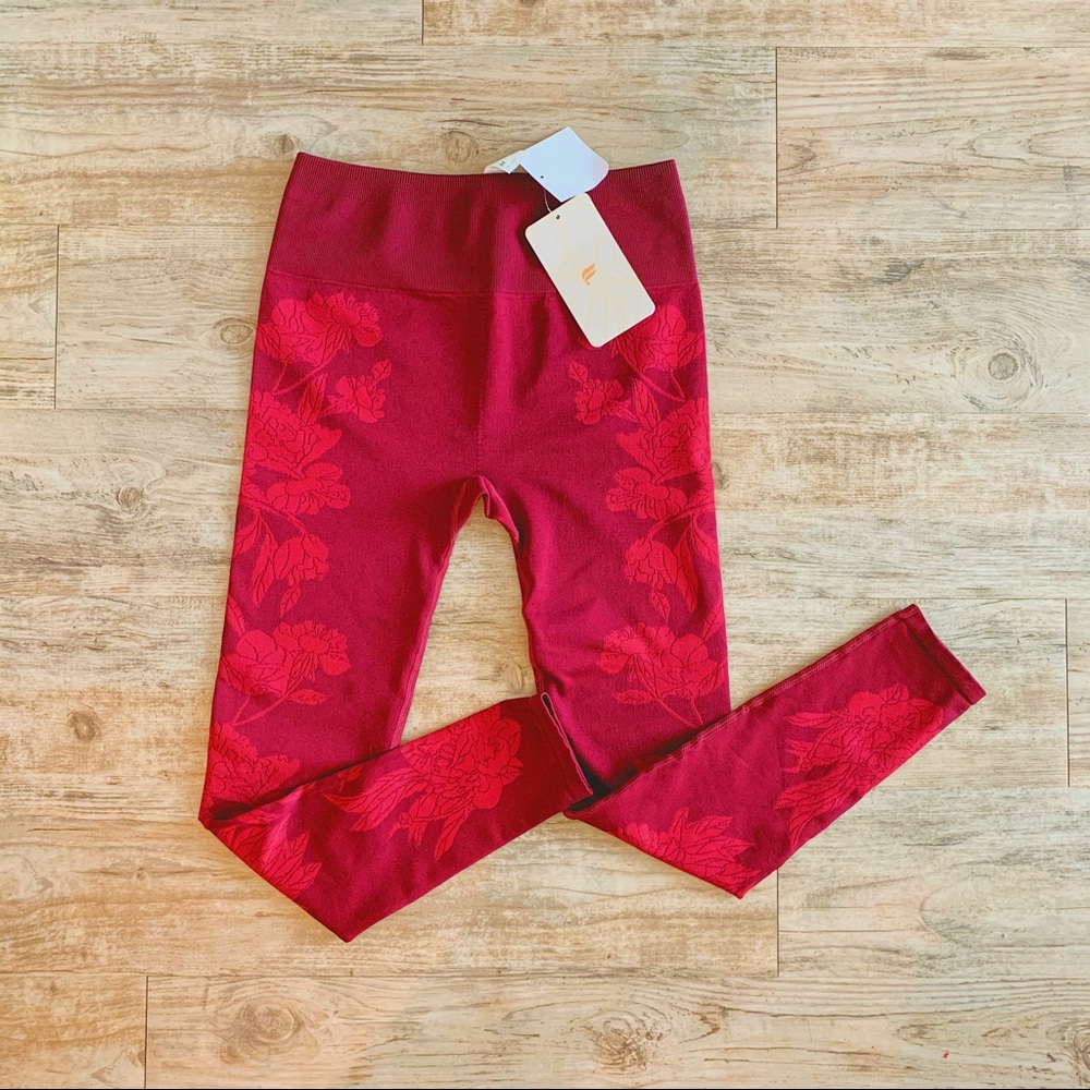 Red Floral Fabletics Leggings